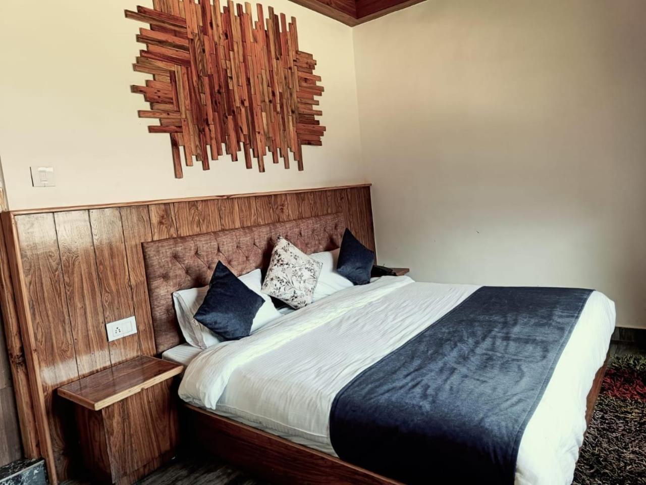 Trimounts-A Boutique Hotel & Wellnes Center In Tirthan Valley Banjar Ngoại thất bức ảnh